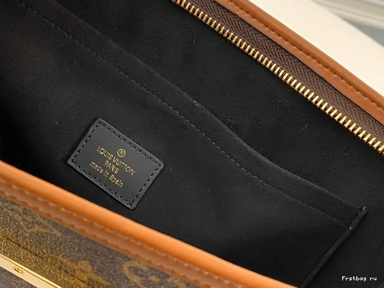 Frstbag ru LOUIS VUITTON CHANELUTCH 0802